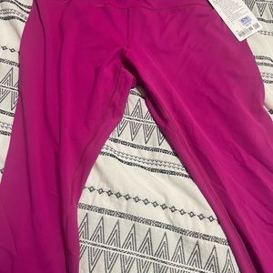 NWT  Lululemon Wunder Train HR tight 25”